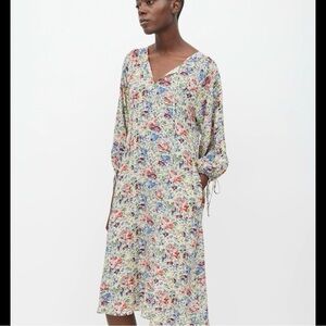 Warm NY Silk Floral Knee Length Dress Size Small